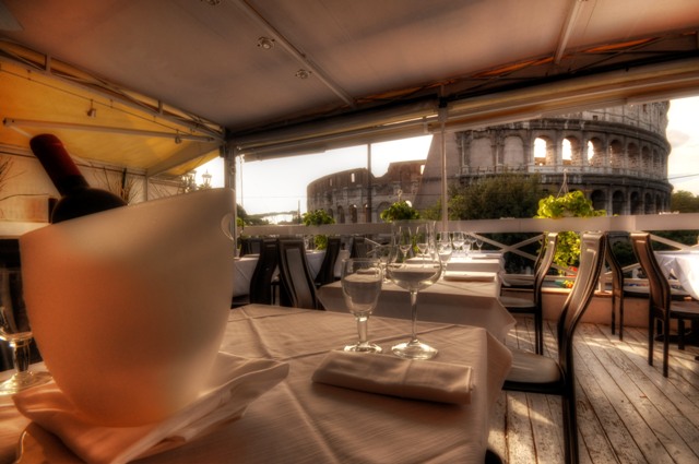 Royal Art Caf�